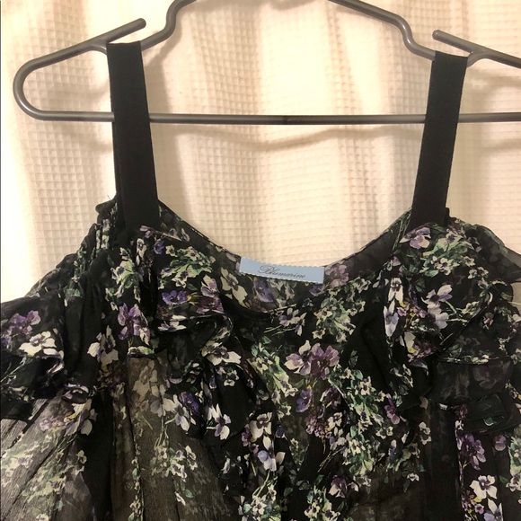 Black Blumarine cold shoulder shirt. Size 6. NWOT. - Picture 7 of 7